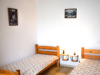 chambre enfants avec lits en 90 cm