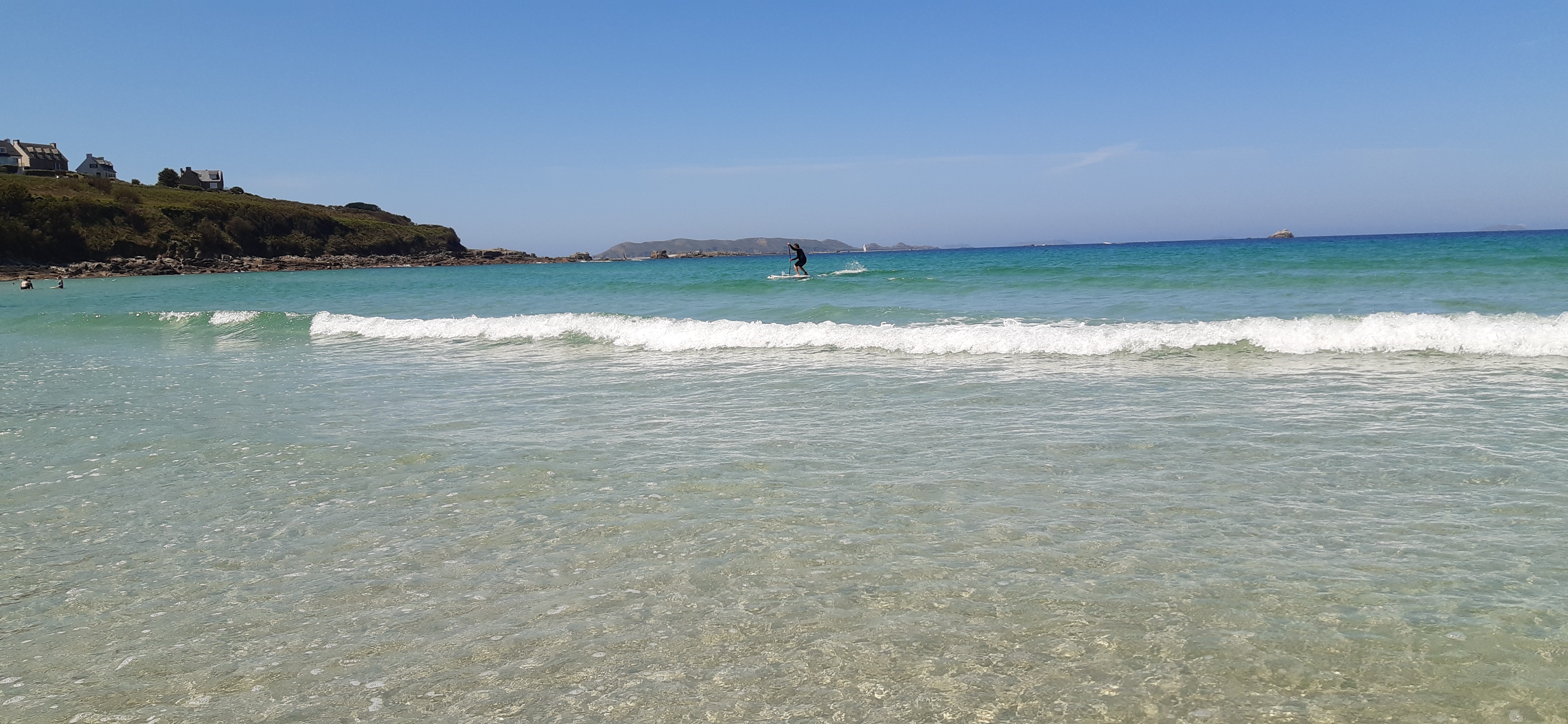 PIEDS DANS L'EAU