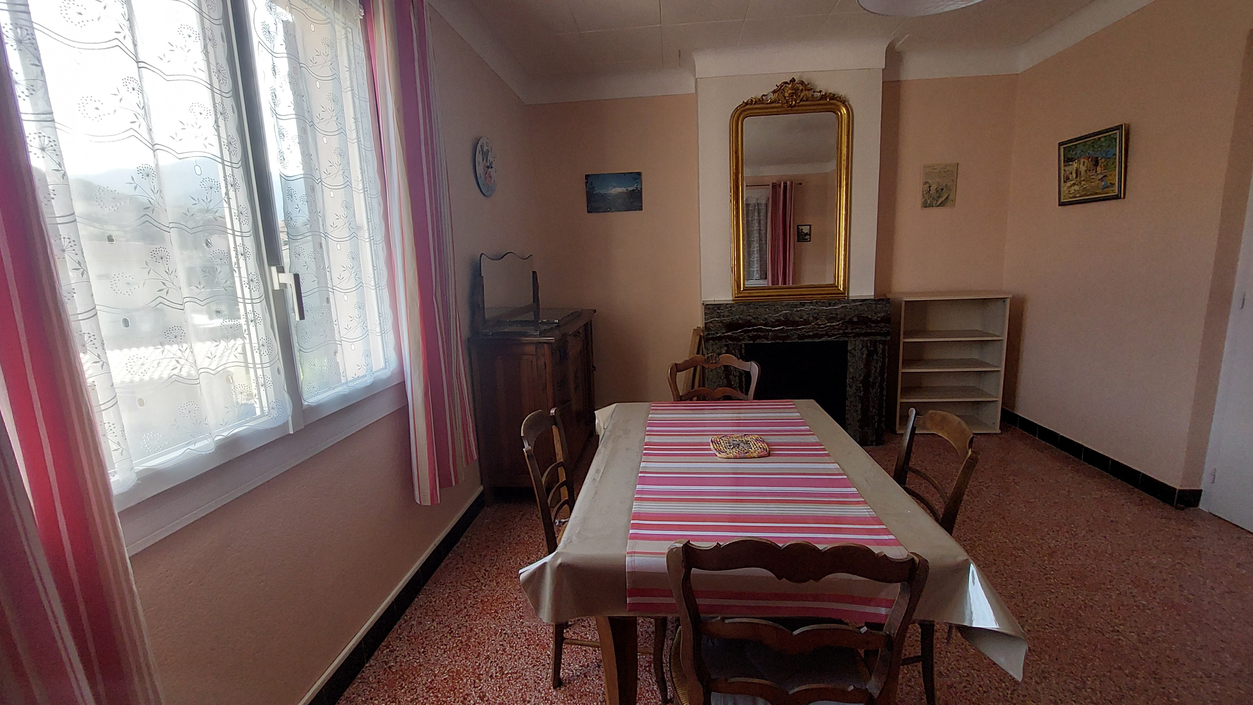 Living room 1st floor