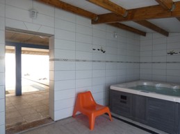 spa dans local attenant