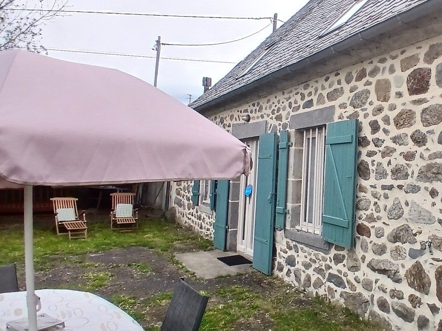 Anna's gîte: the terrace