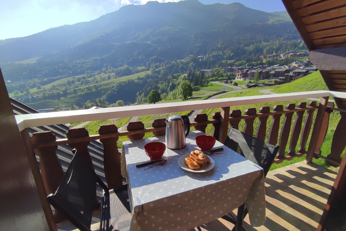 Le balcon exposé Est