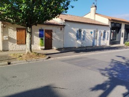 In St Aubin du Médoc, gite for 2 people, "Aux portes du vignoble" (At the gateway to the vineyards)
