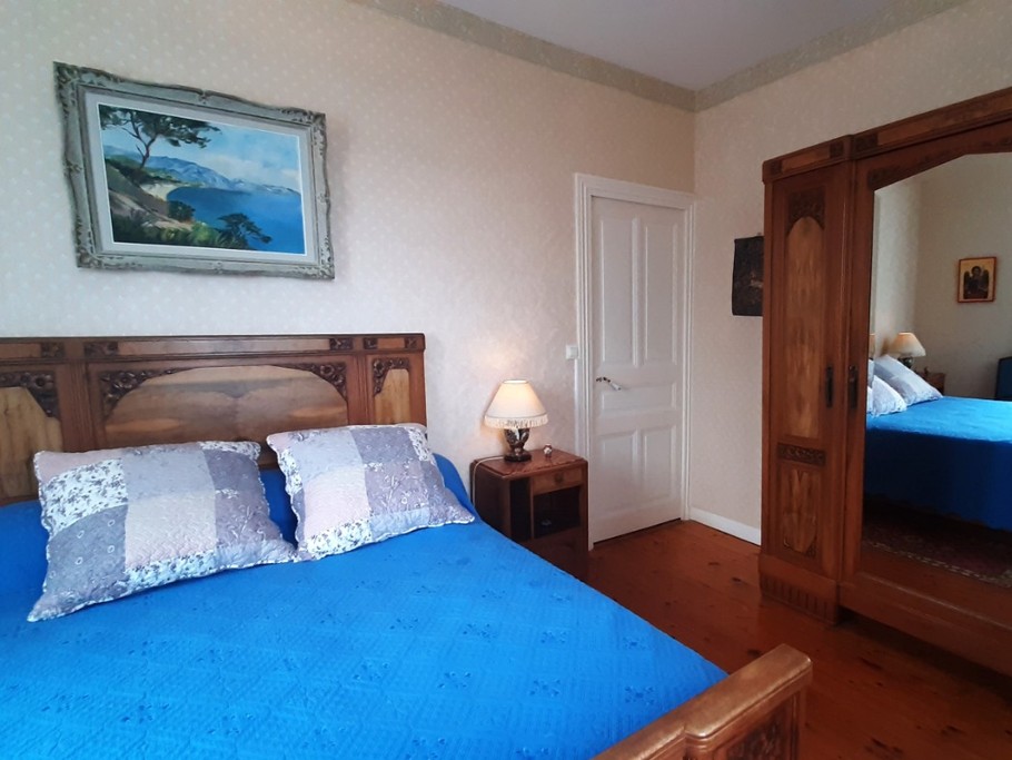 Etage 1 : Ch. 3 : 1 lit 2 pers. en 140x190 cm