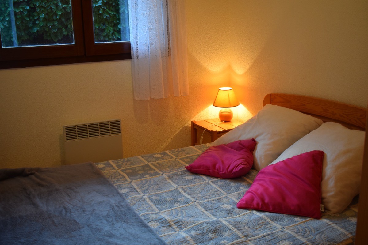 Chambre indépendante avec lit en 140 cm