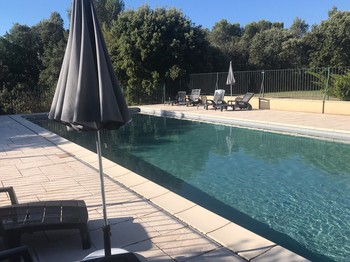 Une piscine propice à la détente