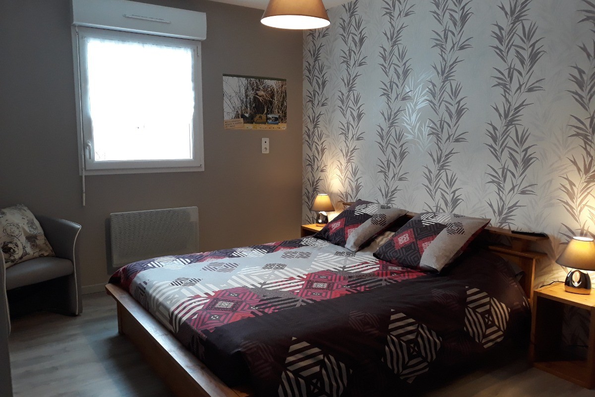 chambre RDC avec 1 lit de 160 cm