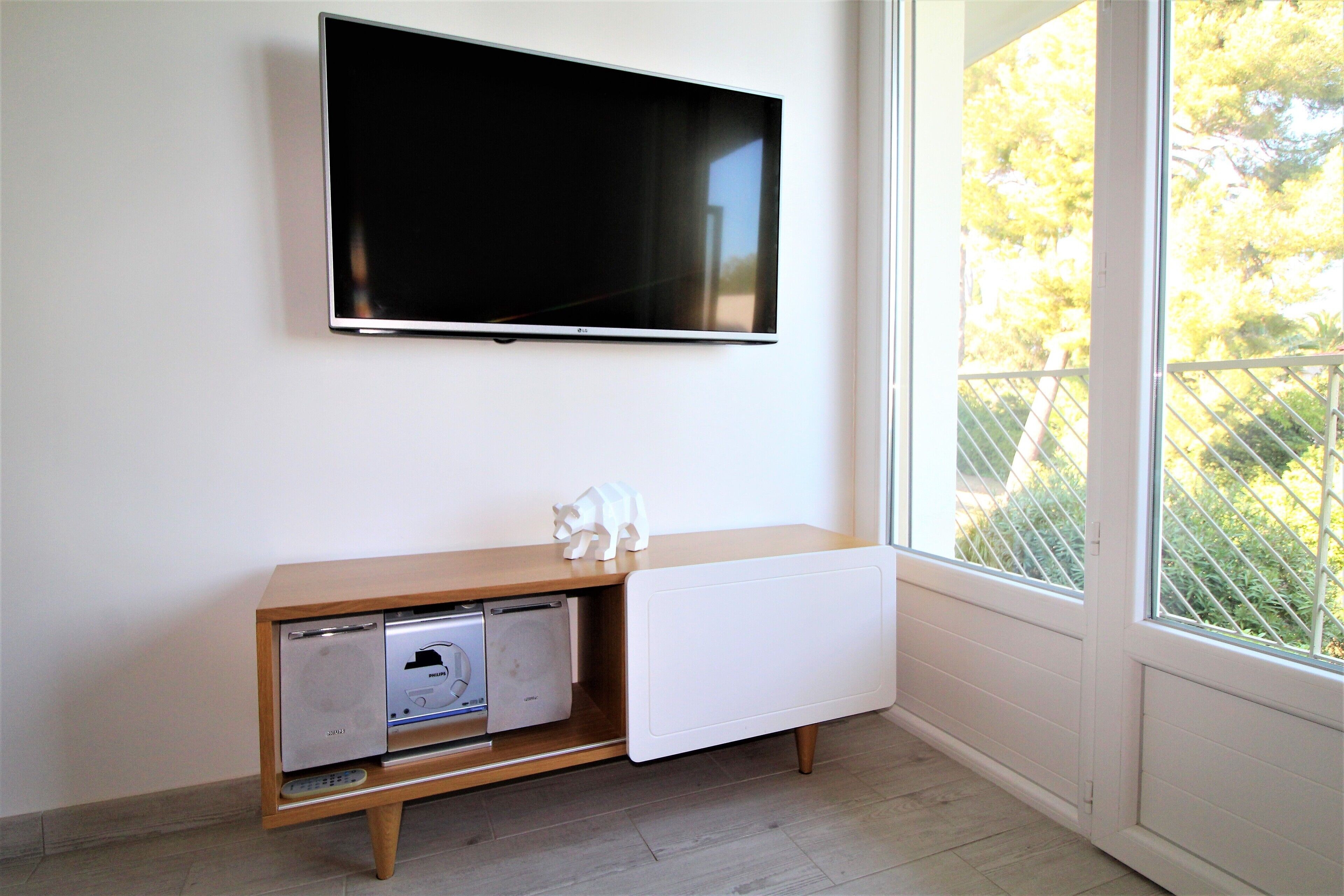 Une belle TV avec Box