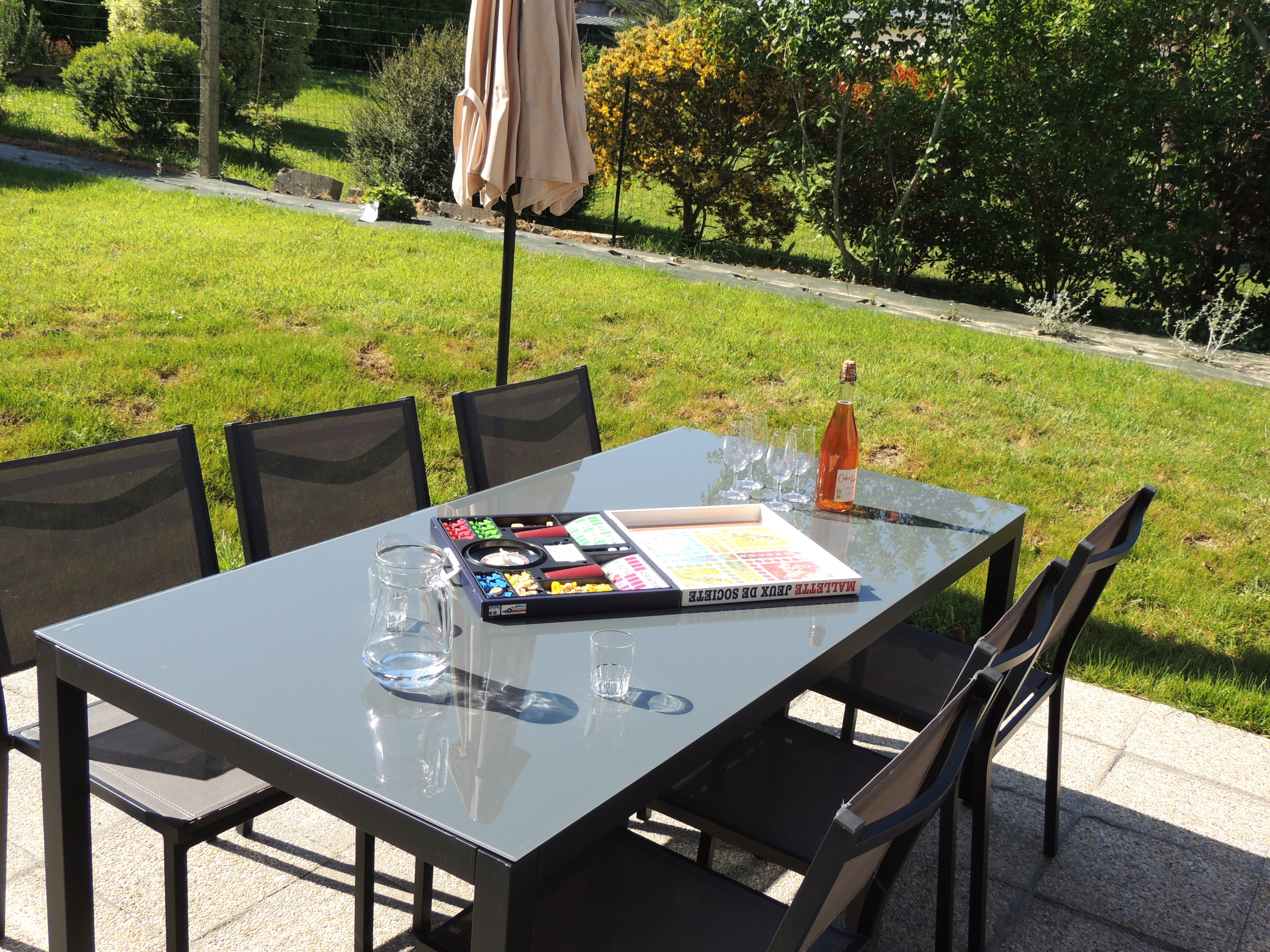 Outdoor dining area