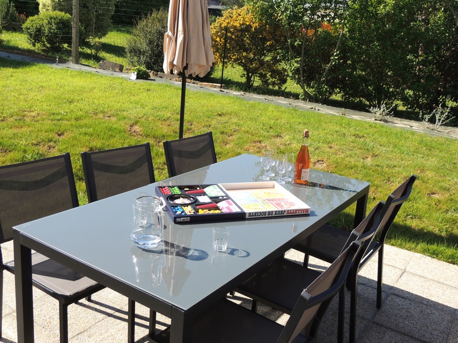 Outdoor dining area