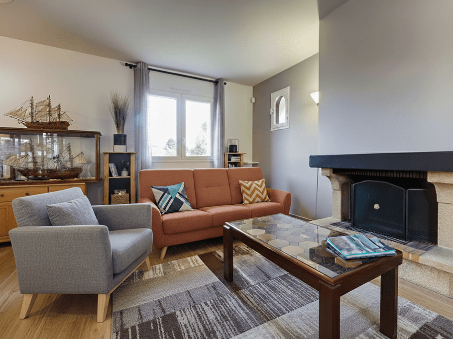 Canapé 3 places-fauteuils-Villa Bruyeride