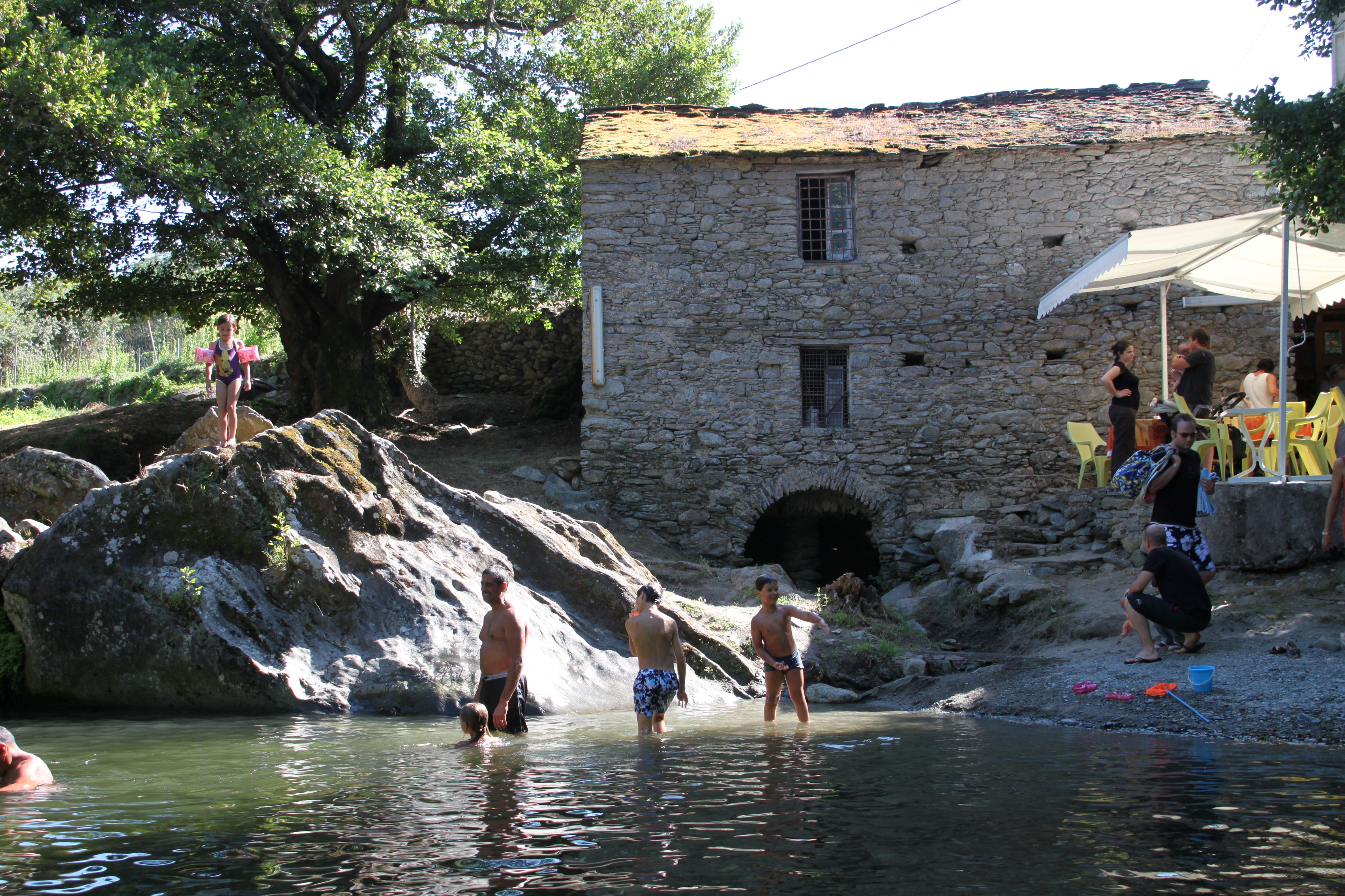 Rivière fraiche à 20 minutes de St Florent.