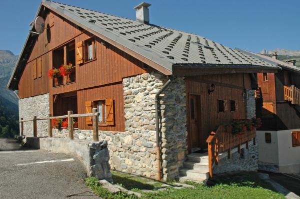 chalet extérieur été