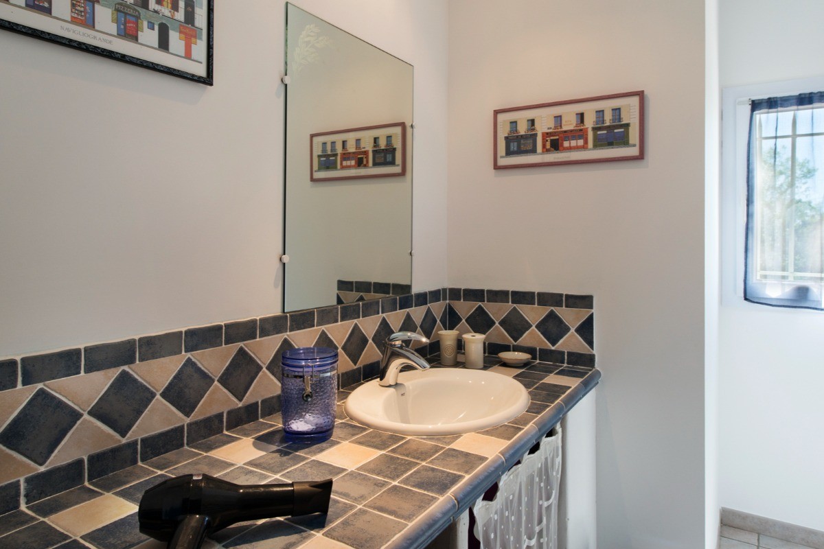 Salle de bain commune