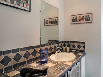 Salle de bain commune