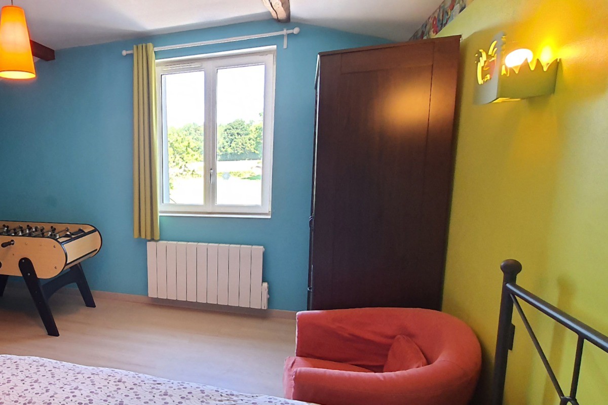 Gîte le Bois de L'étang - Chambre Le Toucan - 1er étage