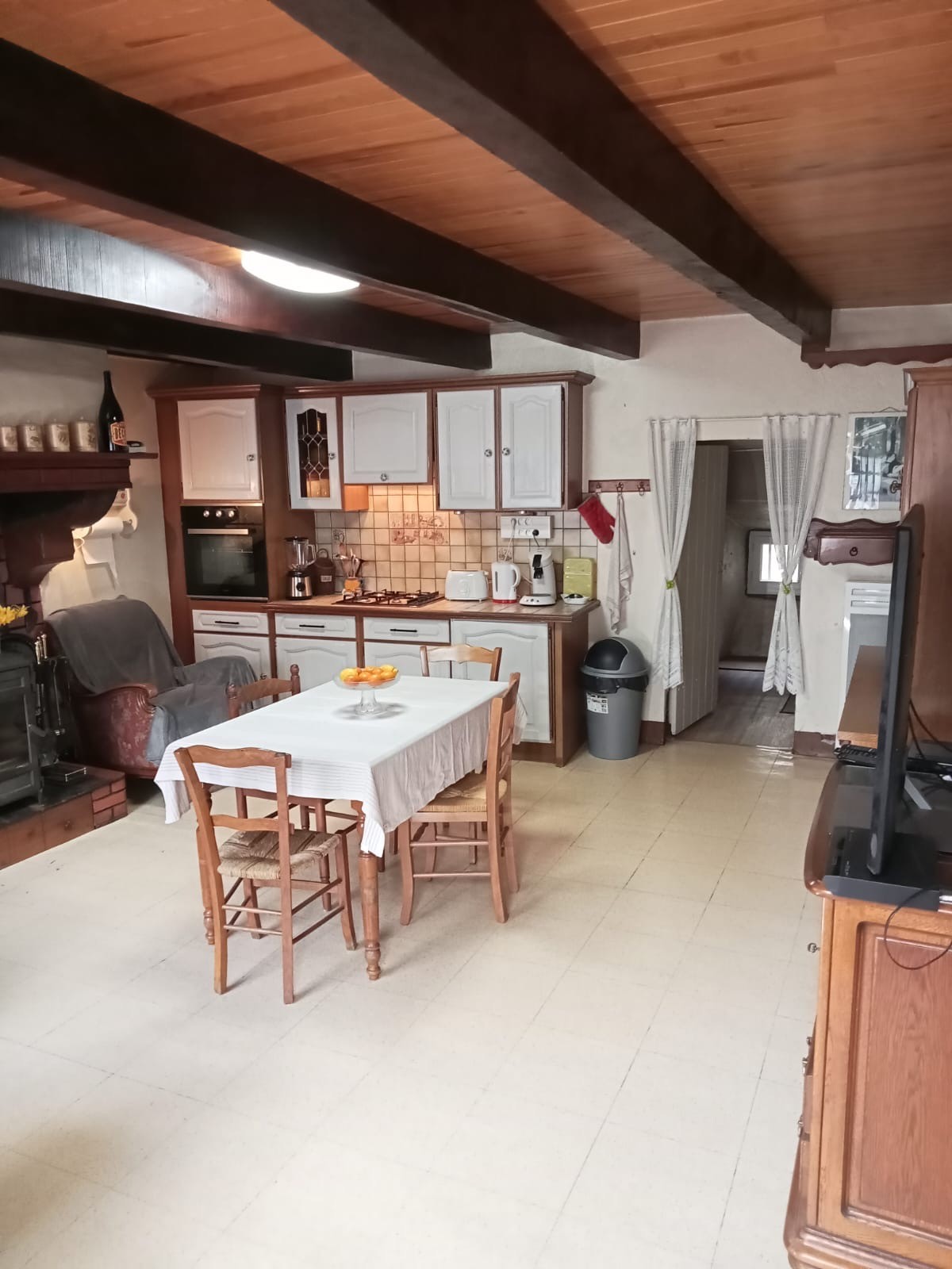 Pièce de vie et cuisine