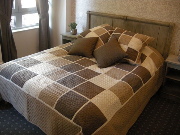 Chambre 3 (lit double + 1 lit d'appoint)