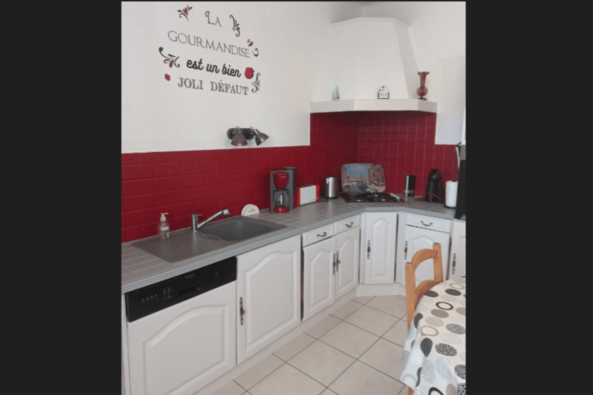 Clévacances - VILLA POUR 6 PERSONNES - VUE MER  - 5 MINUTES D'UN SITE MAGNIFIQUE - LANMODEZ