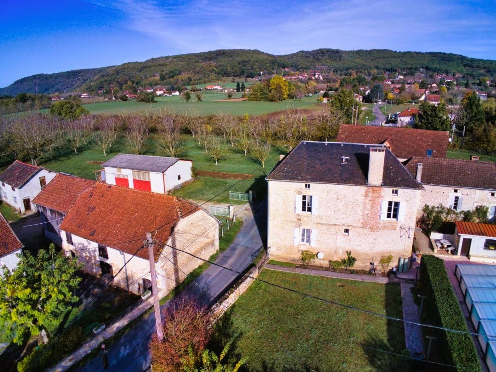 Vue Magnifique La Maison du Pont de la Roussie 24370 Pech de l'Espérance