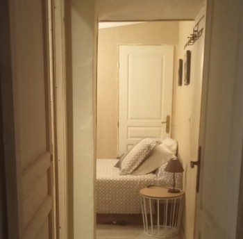 Accès chambre d'appoint étage Suite courson même palier