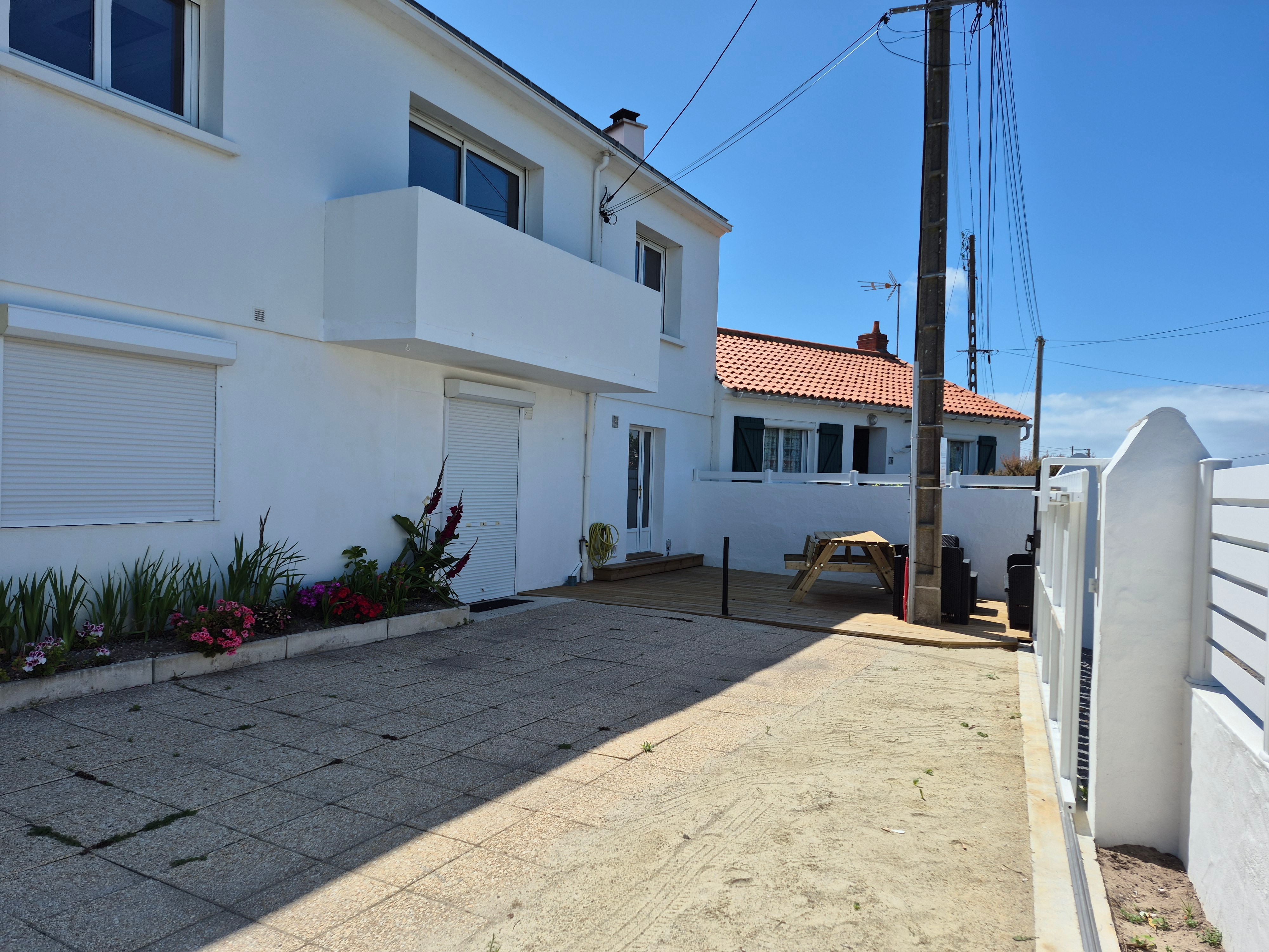 Image n° 1 of the location