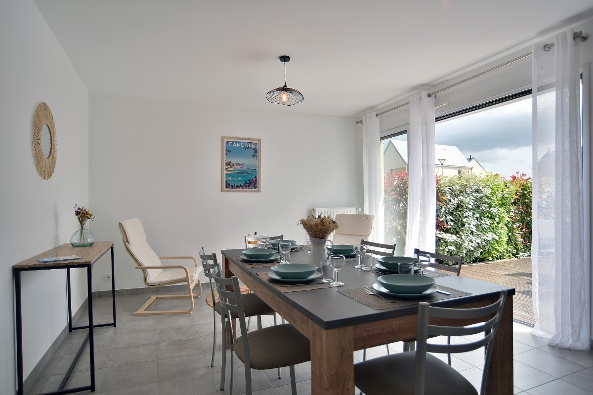 Pièce à vivre accès vers la terrasse