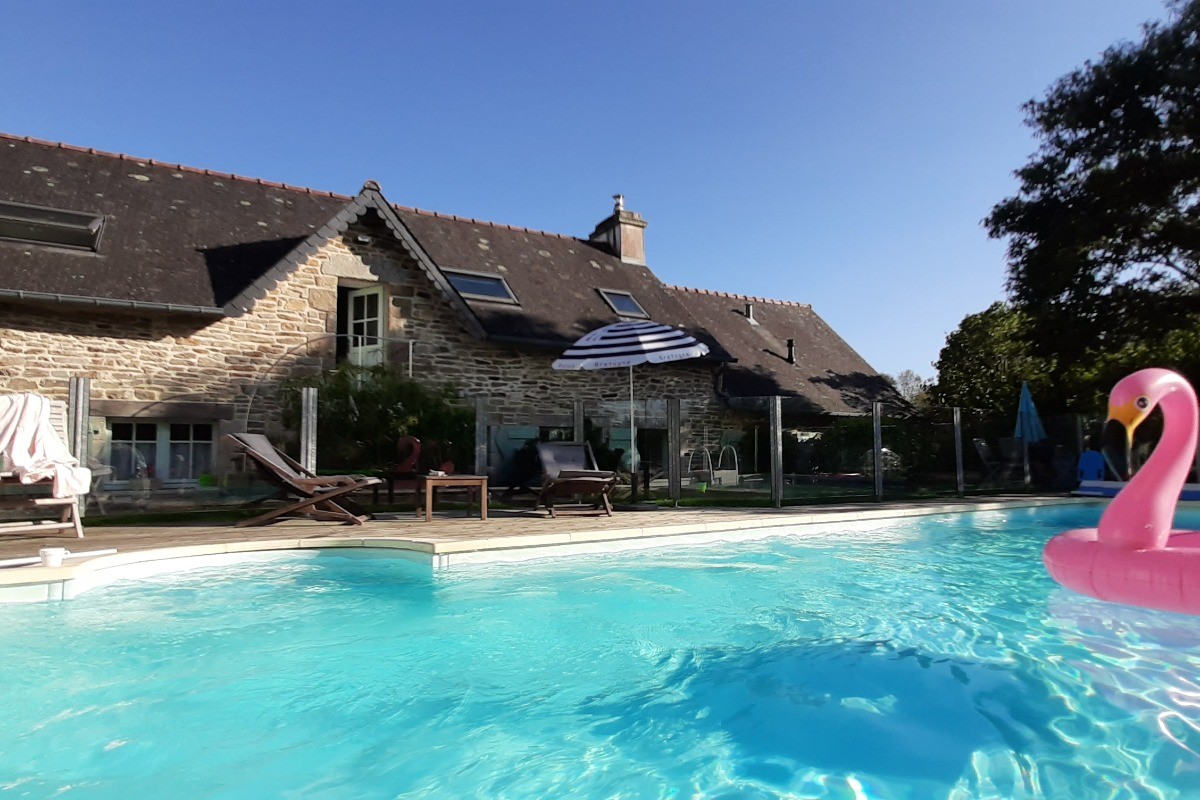Swimming-pool