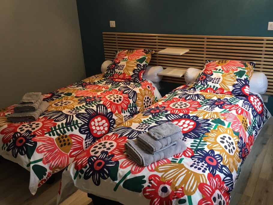 Chambre 2 lits en 80 cm