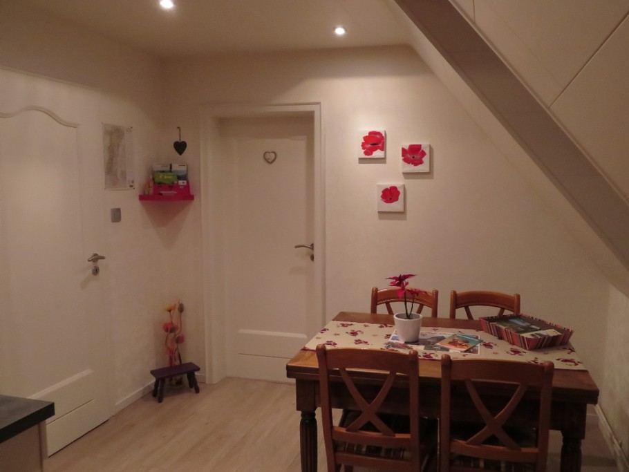 Espace petits déjeuner et détente