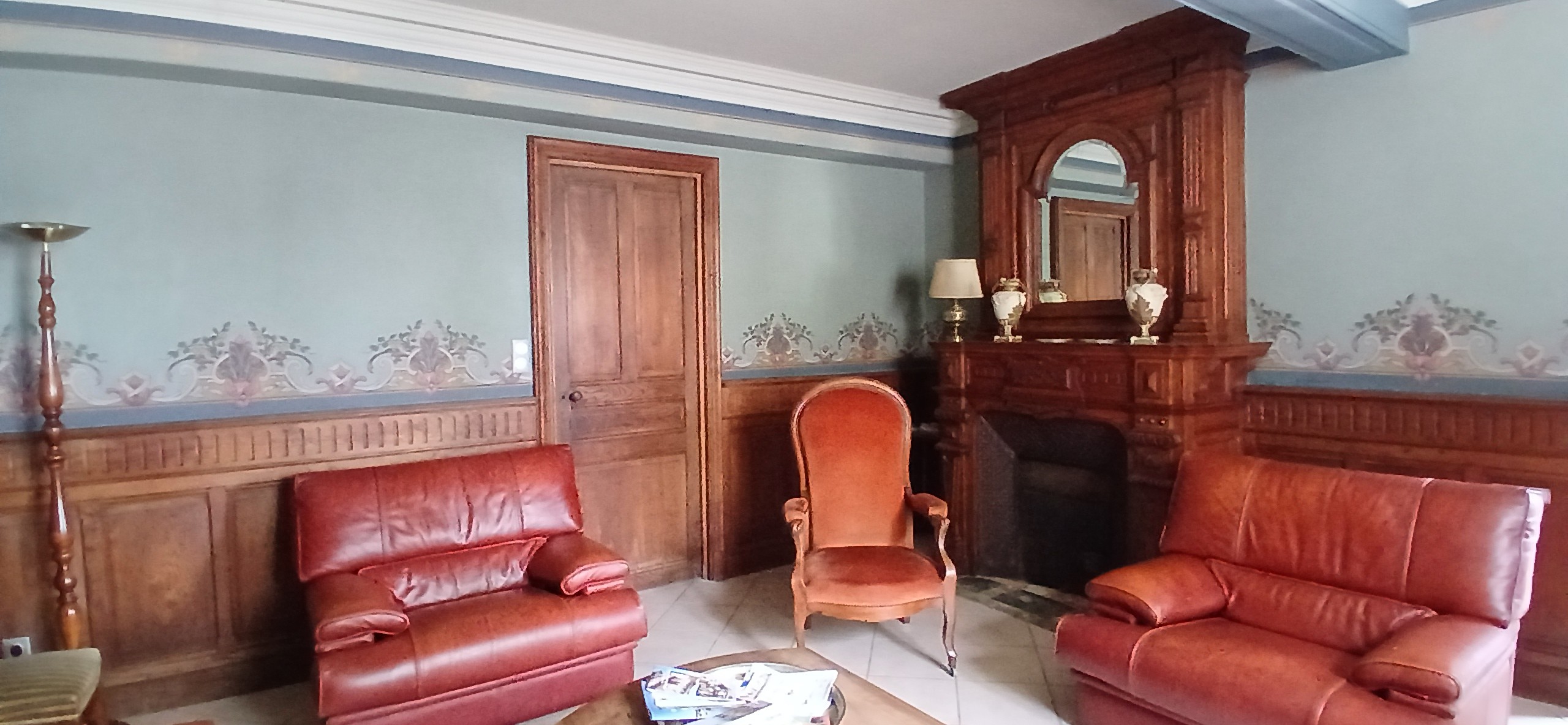 Gîte Esprit de Famille à Briennon : La salon