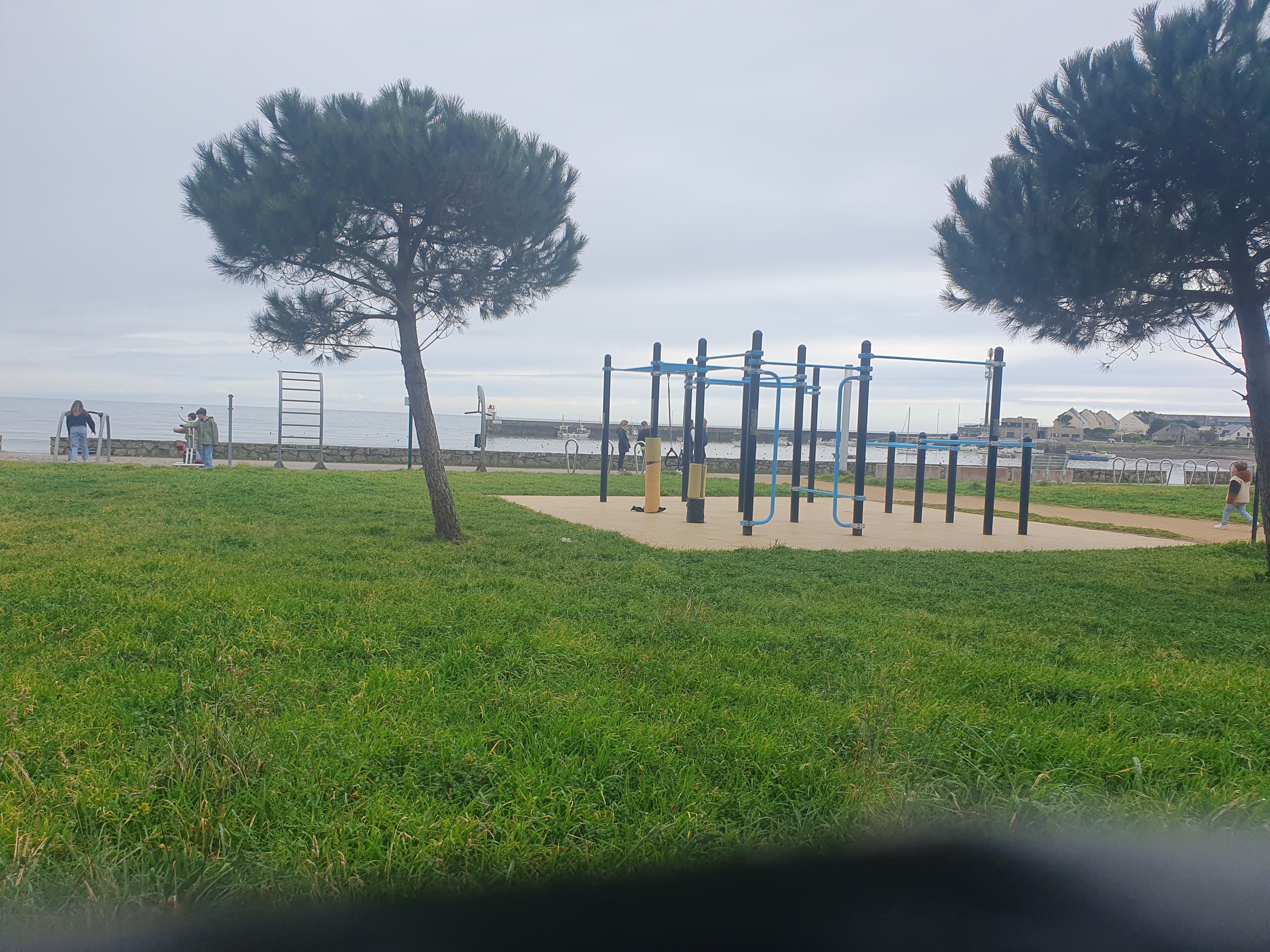 aire de jeux à 400 m