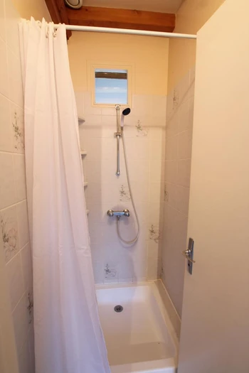An extra separate shower for when you get back from the beach