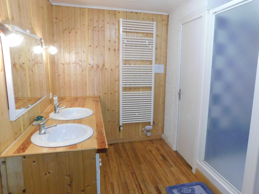 Vue de la salle d'eau