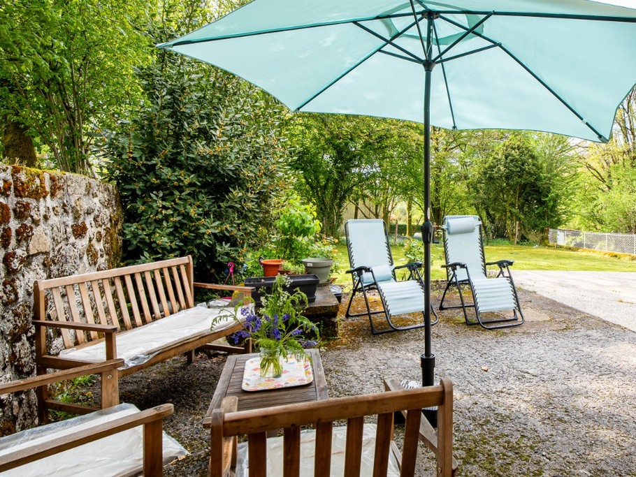 Jardin agréable HAUTE-VIENNE 87 Gîte Le KAOLIN Clévacances
