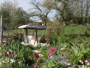 La balancelle de la piscine.