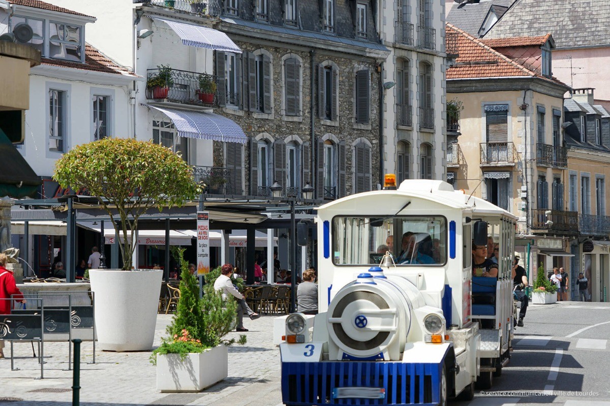 CENTRE VILLE EN PETIT TRAIN