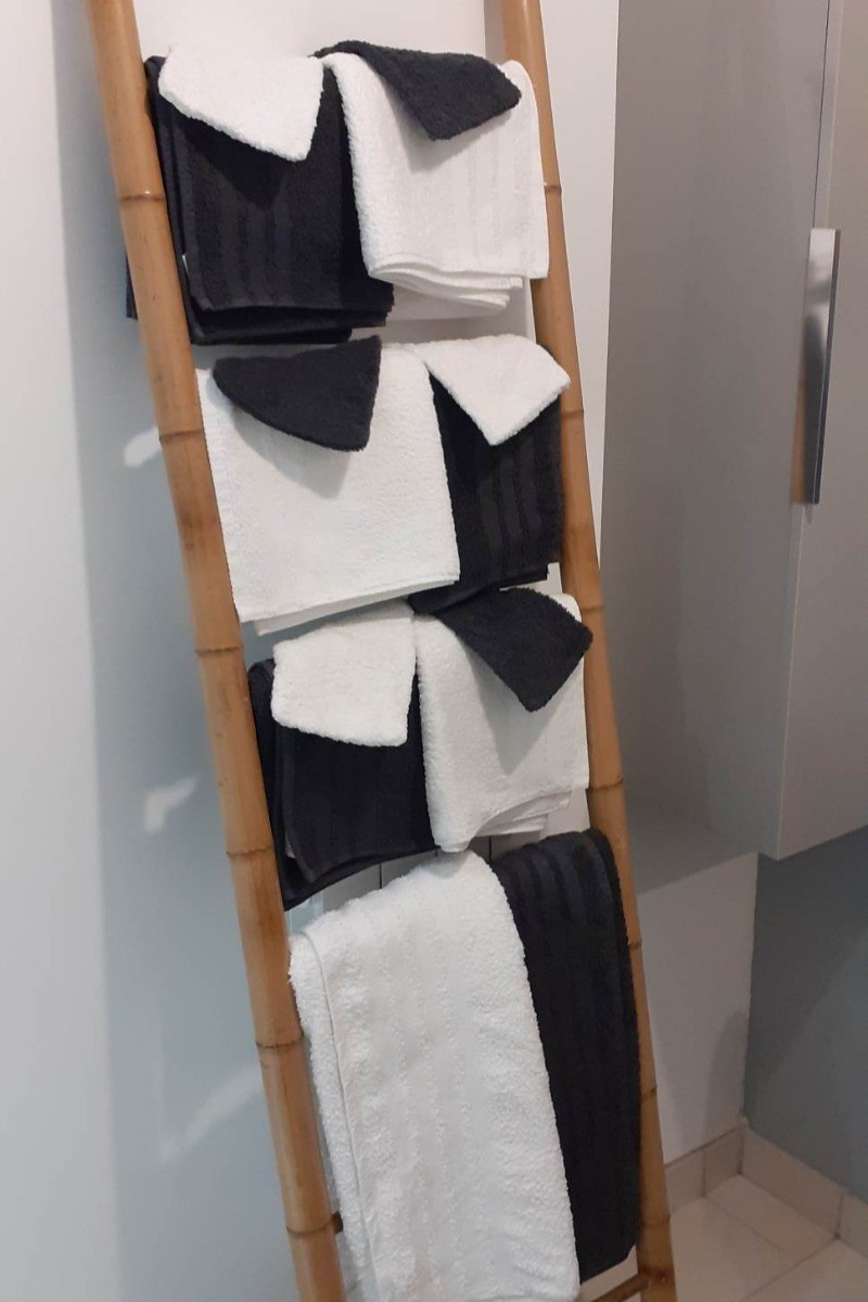 Linge fourni