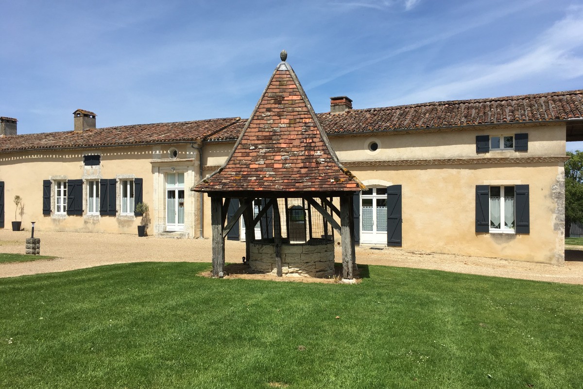 vue depuis la cour