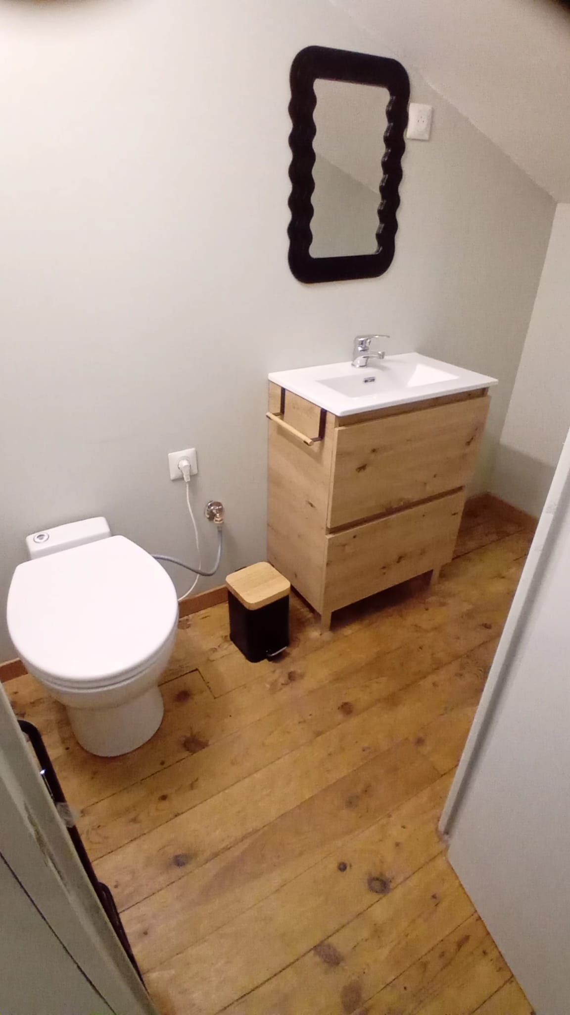 Point d'eau - WC indépendant étage