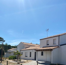 Entrée villa les embruns