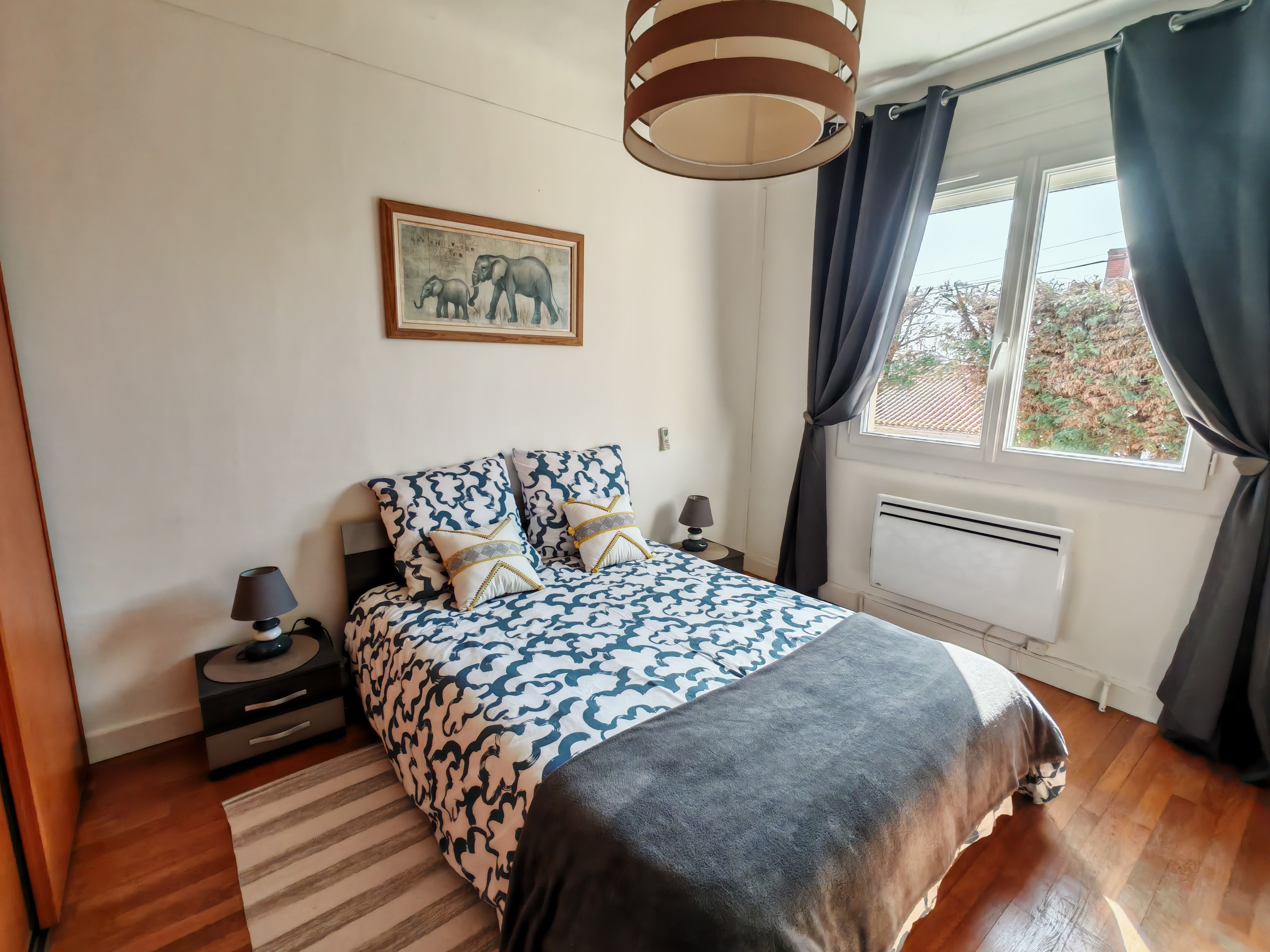 Chambre 2 à l'étage (1 lit 140)