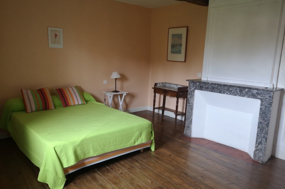 chambre saumon, maison mouton, Gers, Lomagne