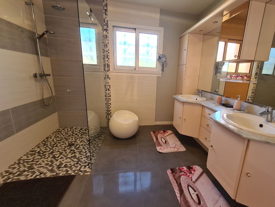 La grande salle d'eau