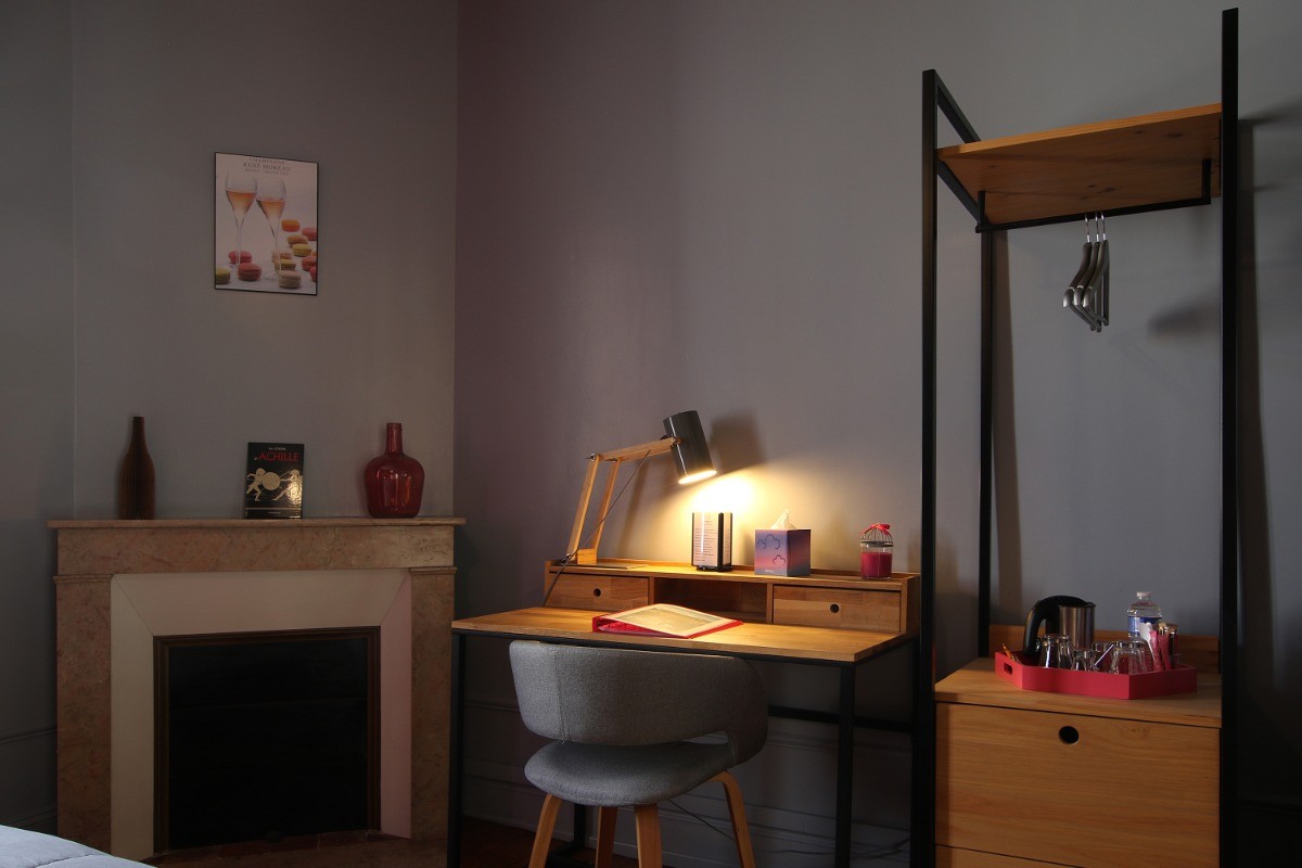 Espace bureau - Chambre Achille - B&B L'iliade - Bouzy