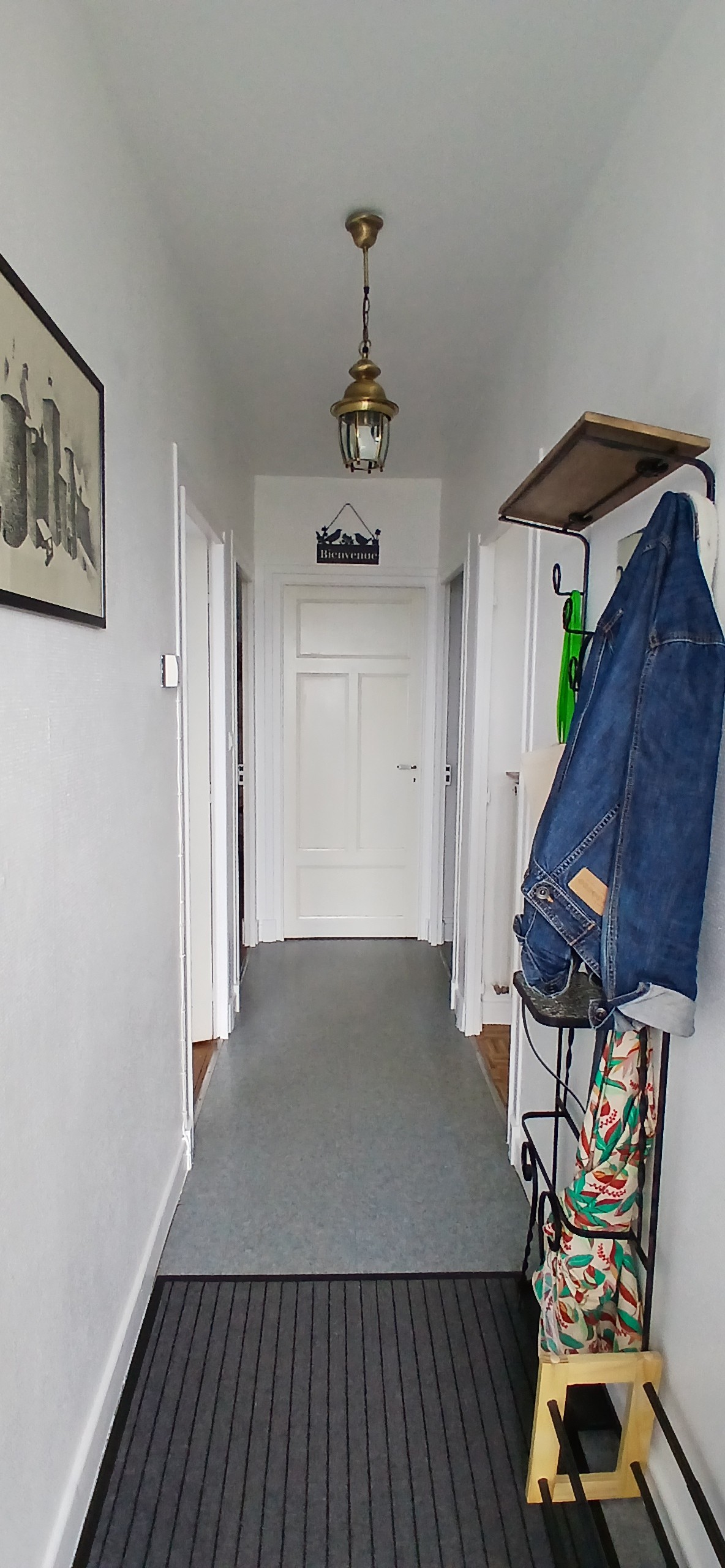 "les Châtaigniers" à Orcines, Puy de Dôme : L'entrée