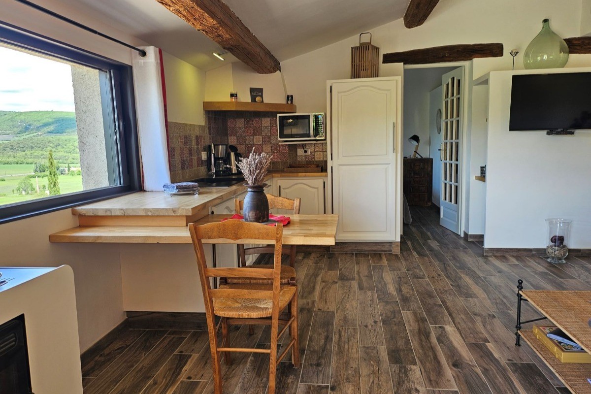 Séjour avec vue dégagée, Gîte le Larès, Domaine la Melette