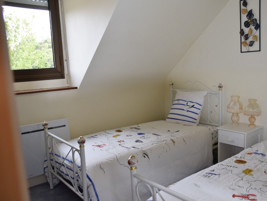 chambre 2 - location Mme Lallès - Clévacances