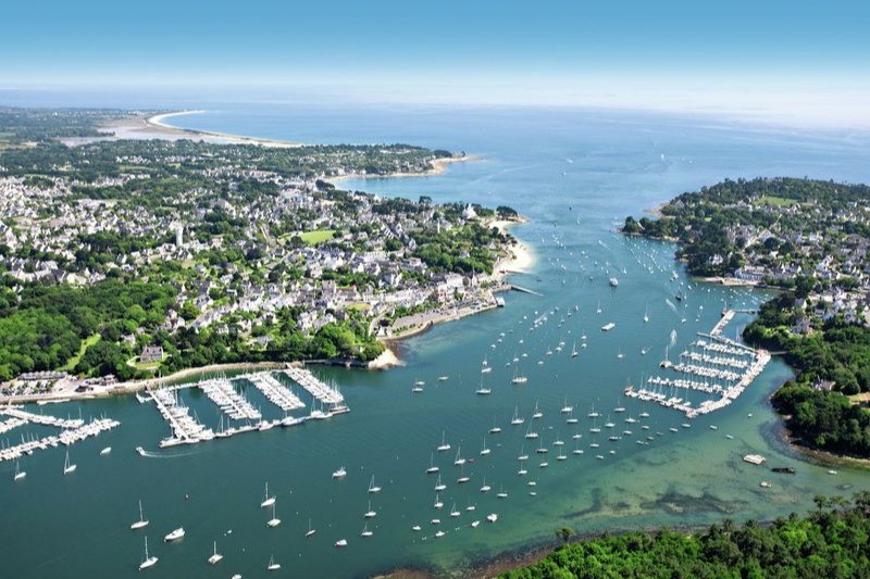 Vue sur Bénodet et son port de Plaisance