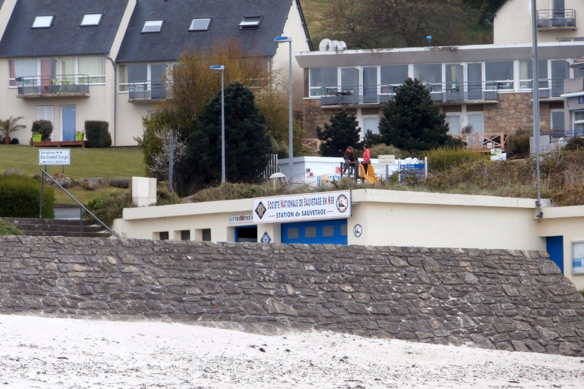 le duplex vu de la plage à 50 métres